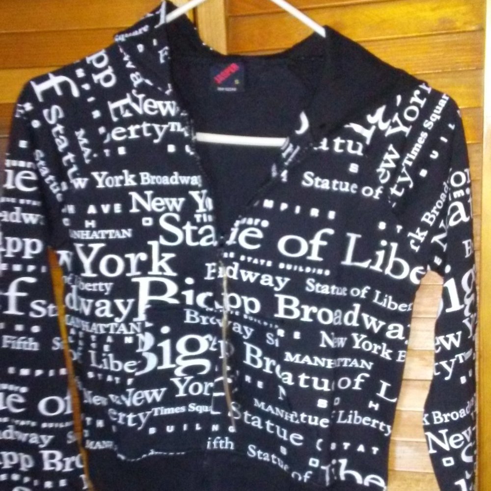 Nwot Jasper Zipup Hoody Size S
